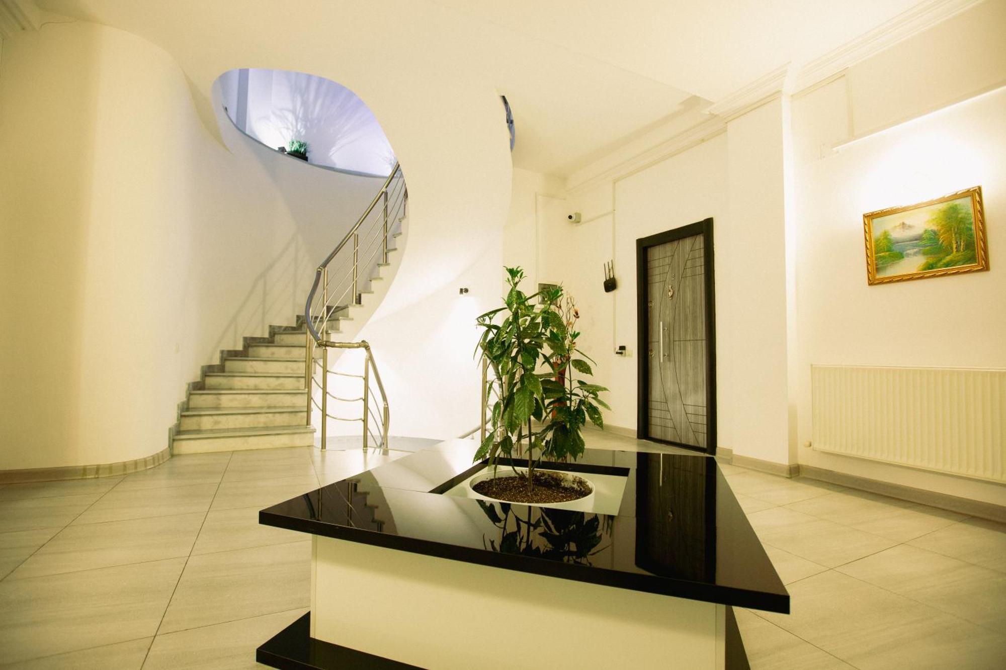 White House Hotel Tbilisi ภายนอก รูปภาพ